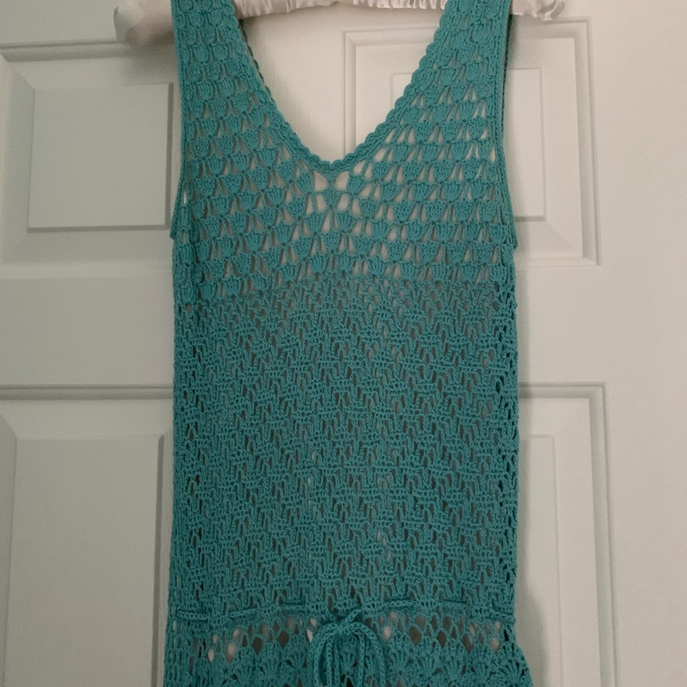 Vintage knit sleeveless midi dress in great condition. Trending style. Aqua Blue - Picture 2 of 8